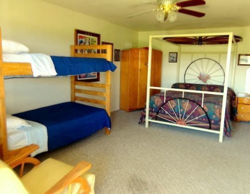 Lone Oak Ranch & Retreat Hotel Gainesville Bagian luar foto